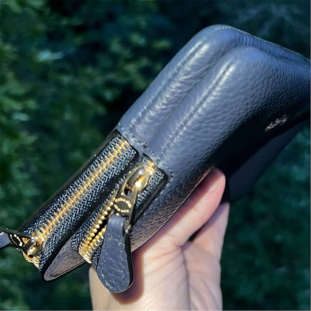 COACH Women's Double Zip Wallet Wristlet Navy Blue Pebbled Leather Gold Hardware - Picture 5 of 8